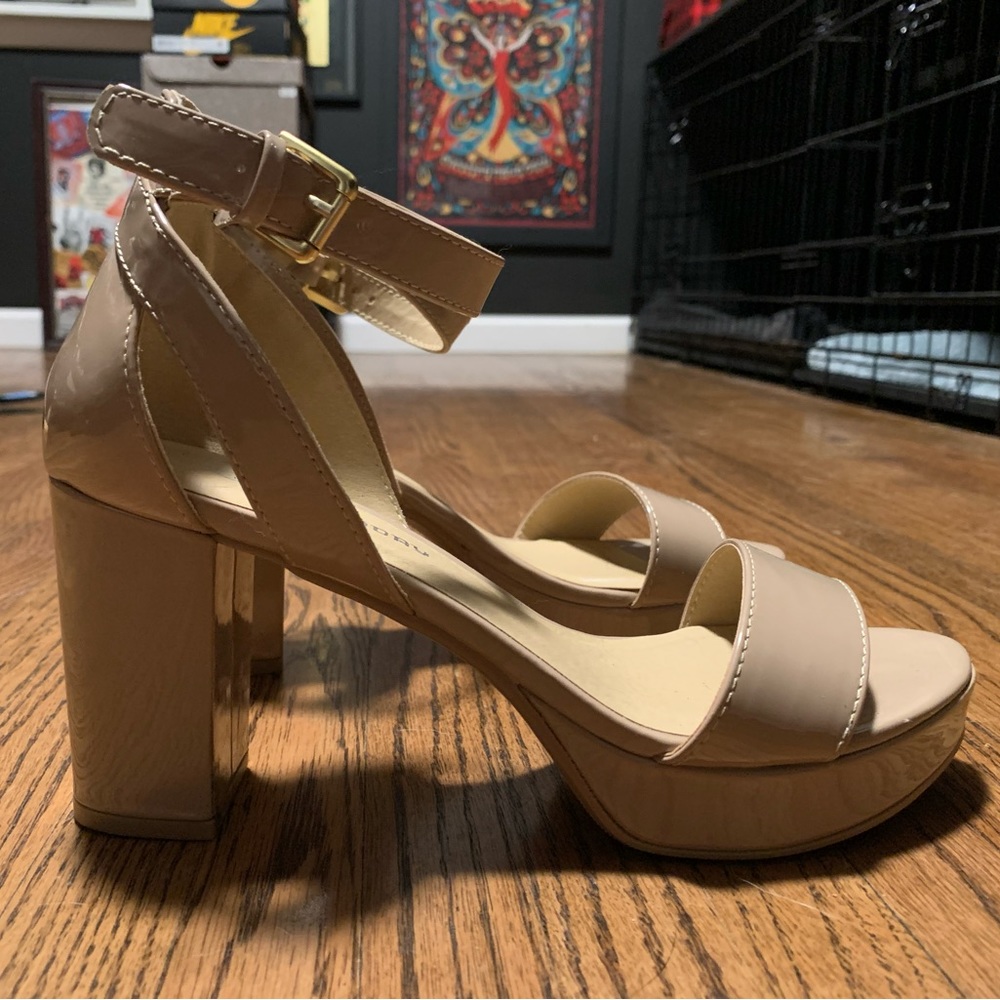 Nude Heel